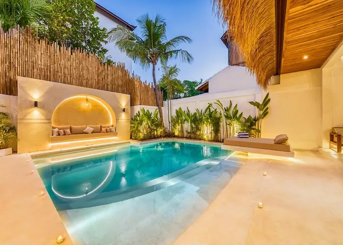 Waikiki - Brand New 4bdr With Huge Pool *