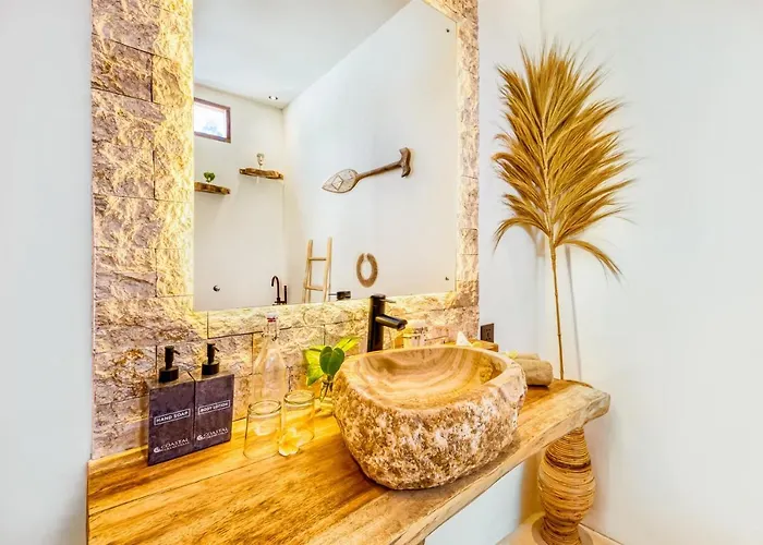 Waikiki - Brand New 4bdr With Huge Pool * 塞米亚克
