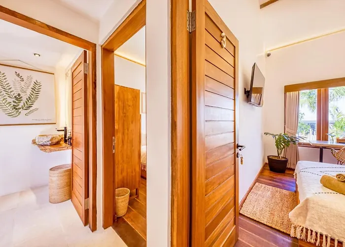 Waikiki - Brand New 4bdr With Huge Pool *
