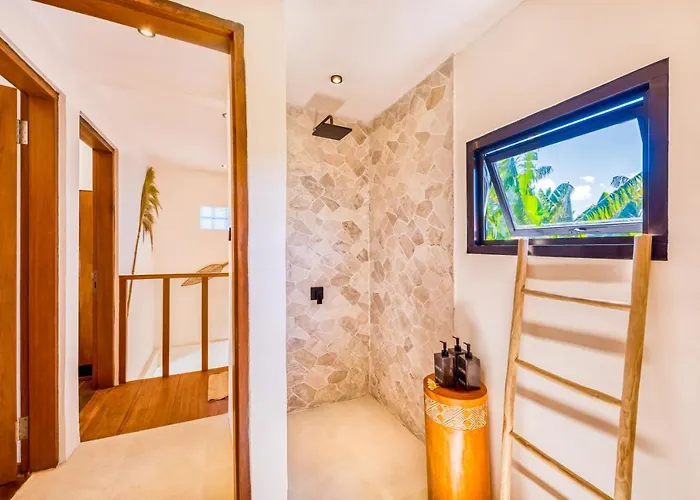 Waikiki - Brand New 4bdr With Huge Pool * 塞米亚克